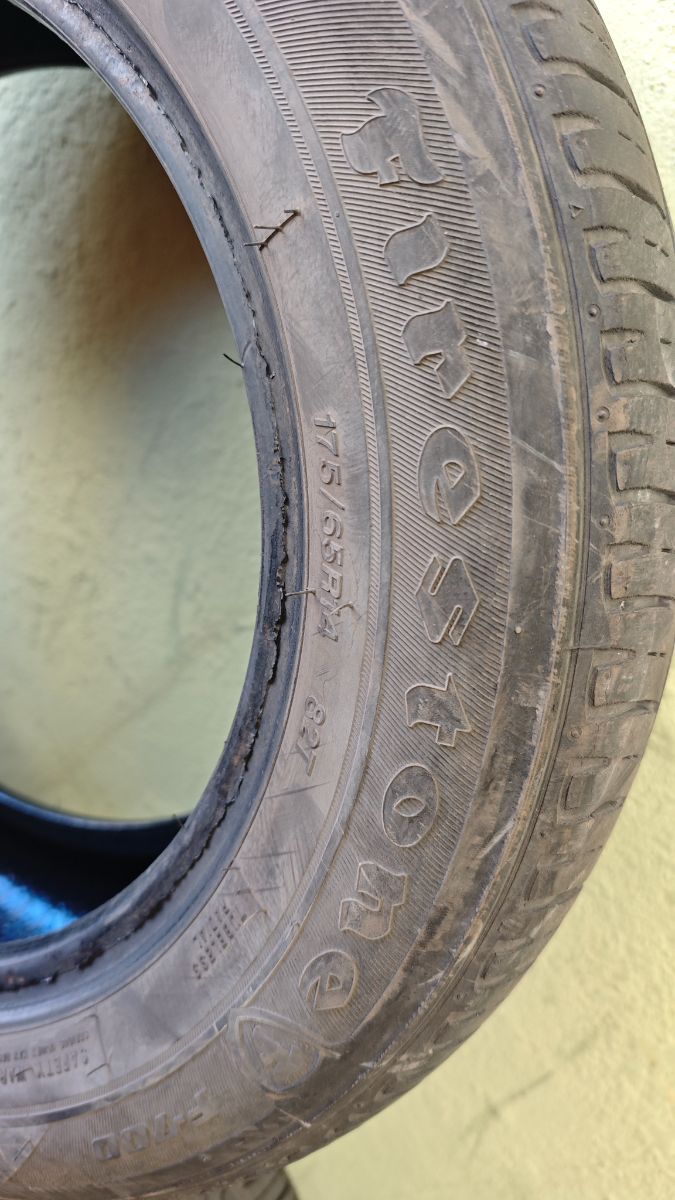 4 Cubiertas Firestone 175/65 R14 — Muy buen estado