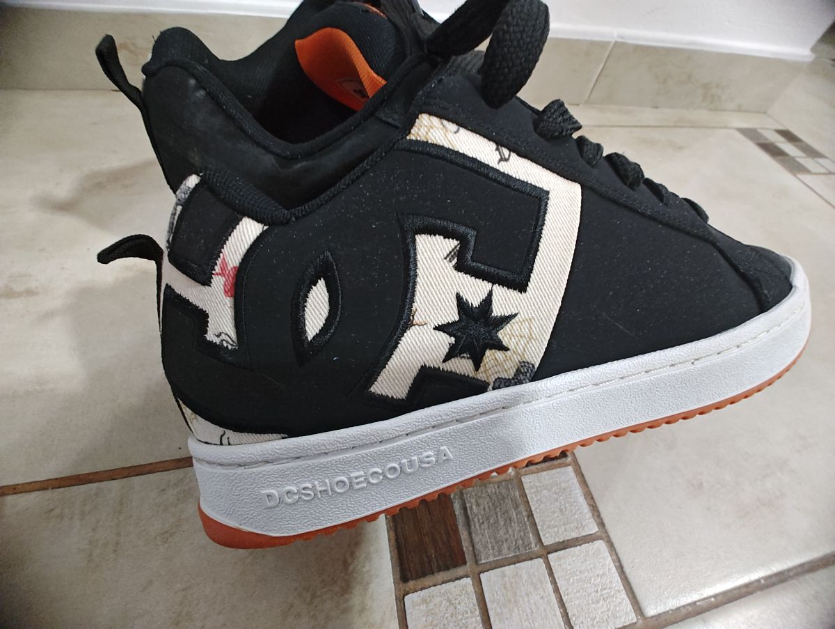 👟 Zapatillas DC negras – Talle 43