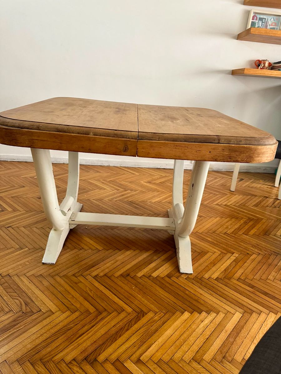 Mesa de Comedor de Madera – Excelente Estado