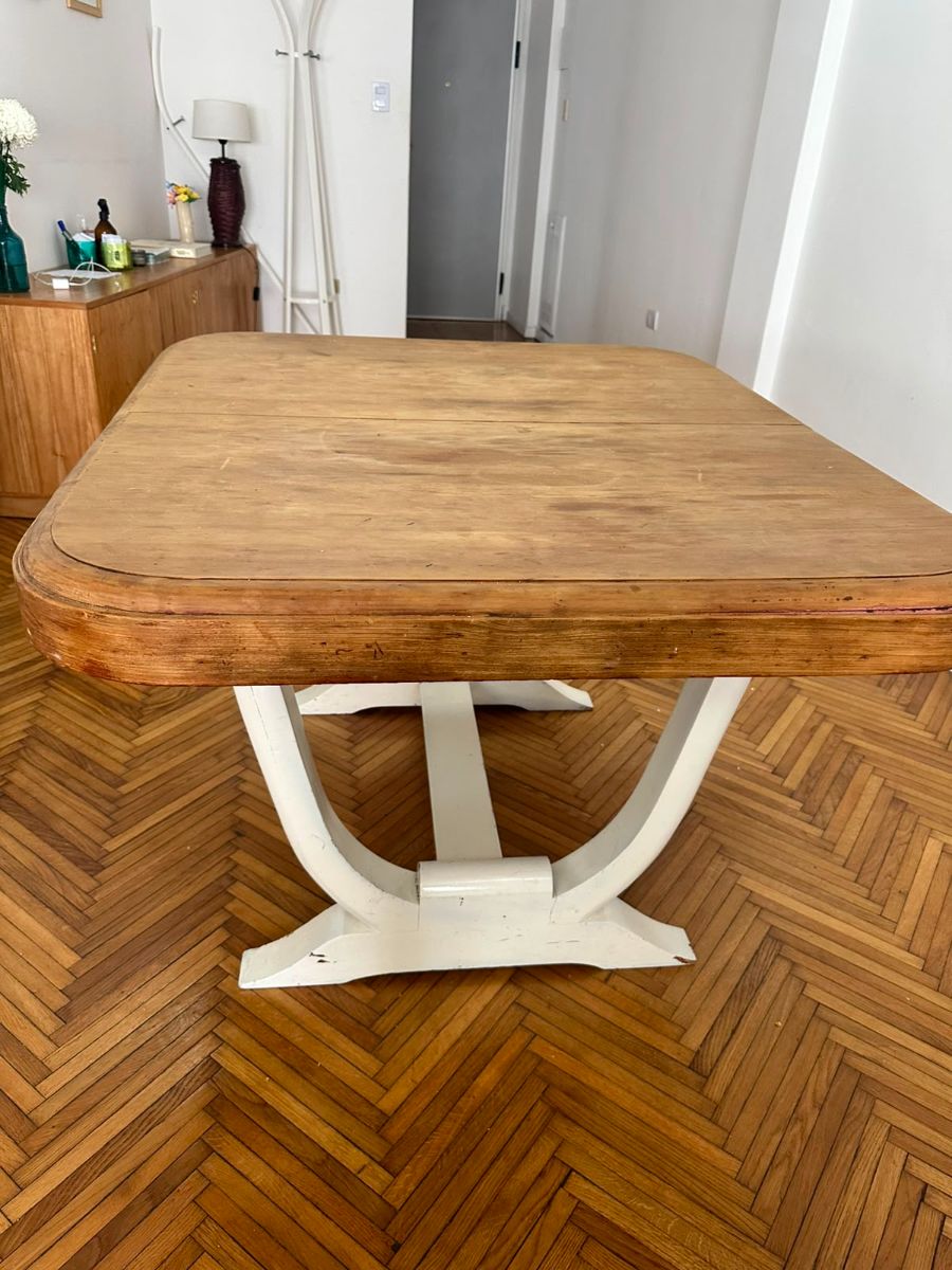 Mesa de Comedor de Madera – Excelente Estado