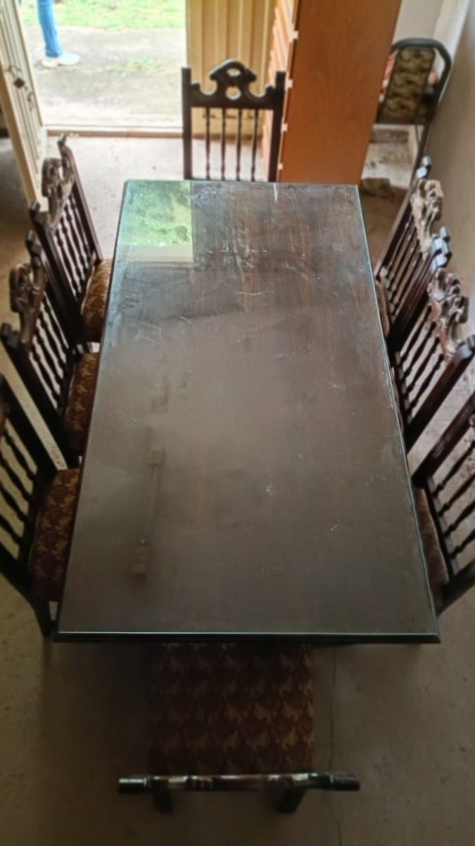 JUEGO DE COMEDOR ANTIGUO TALLADO