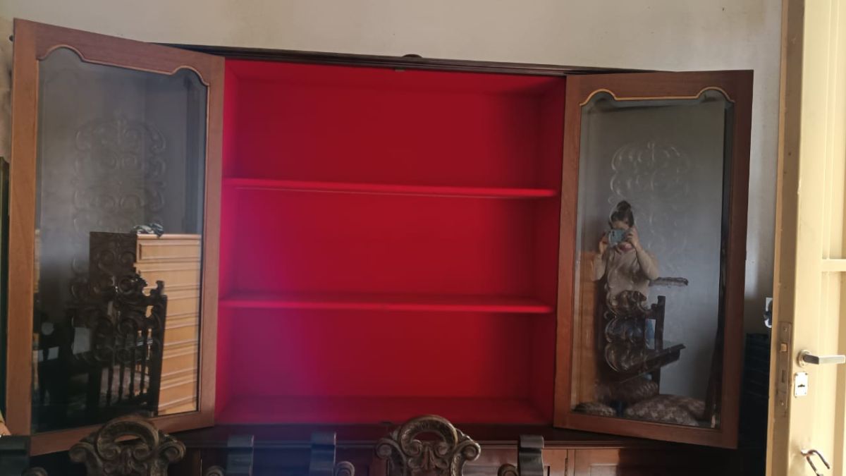 JUEGO DE COMEDOR ANTIGUO TALLADO