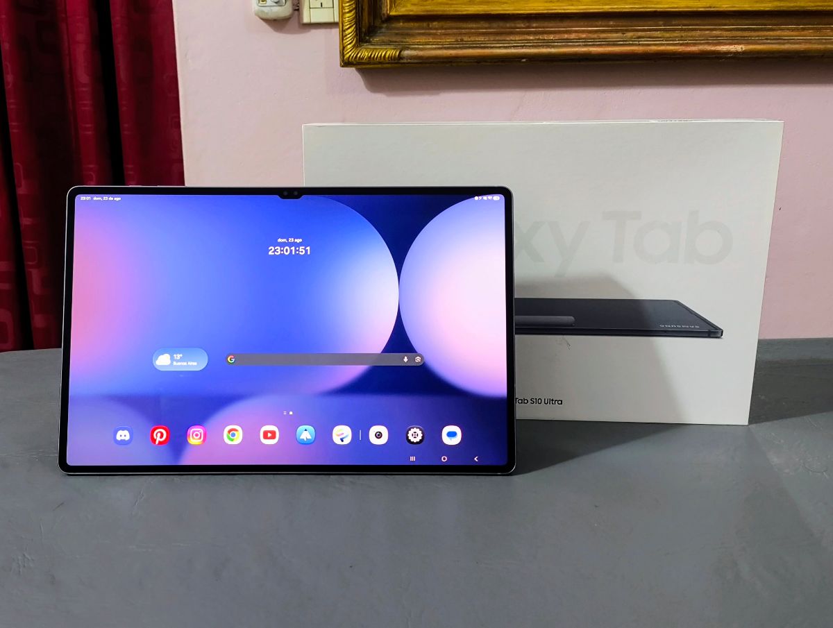 Samsung Galaxy Tab S10 Ultra, Color Gris, 12gb/256gb, Teclado + Funda + Cargador