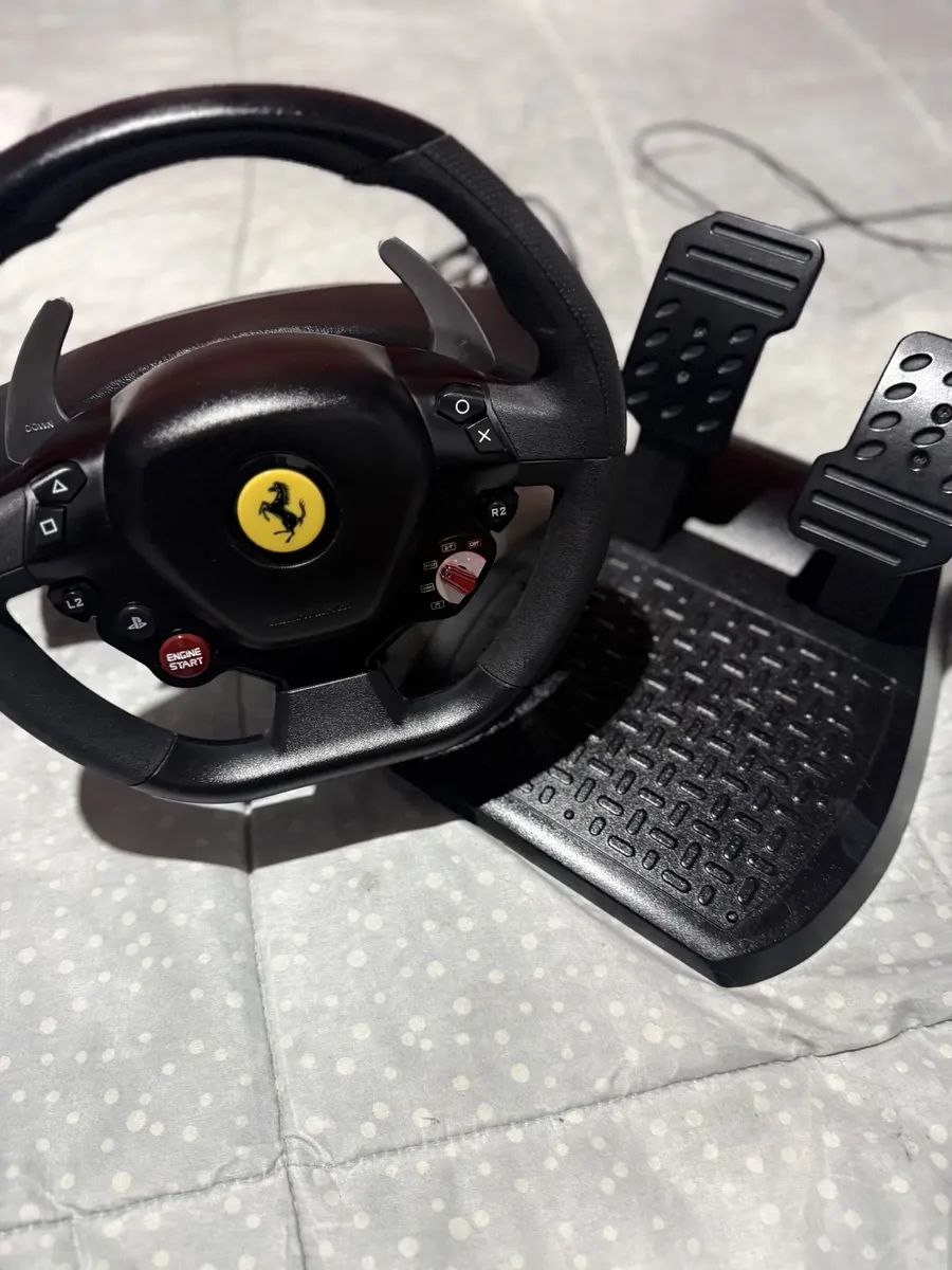 Volante De Carreras Thrustmaster T80 Ferrari 488 Gtb Ps4/pc