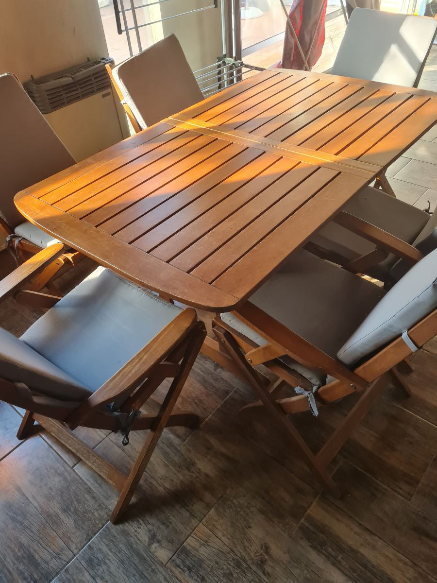Mesa de madera extensible