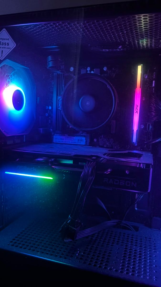 Pc Gamer Amd Ryzen 5 7600 + Rx 9060 Xt 16gb 5 Meses De Uso (Usado)
