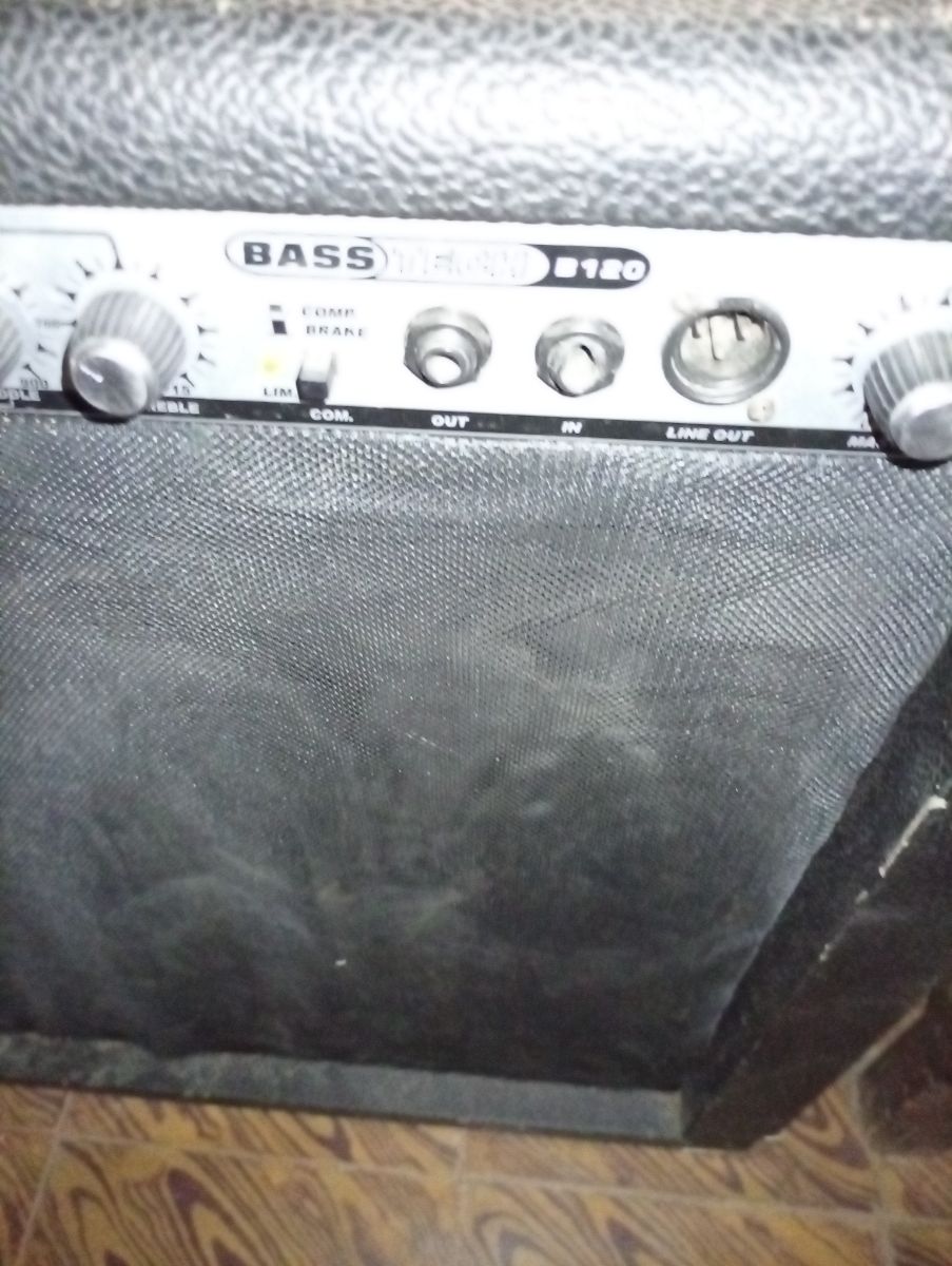 Equipo de bajo