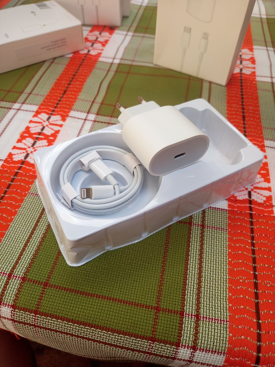 Cargador para iPhone con Cable USB — Carga Rápida, Excelente Calidad y Compatible con Varios Modelos