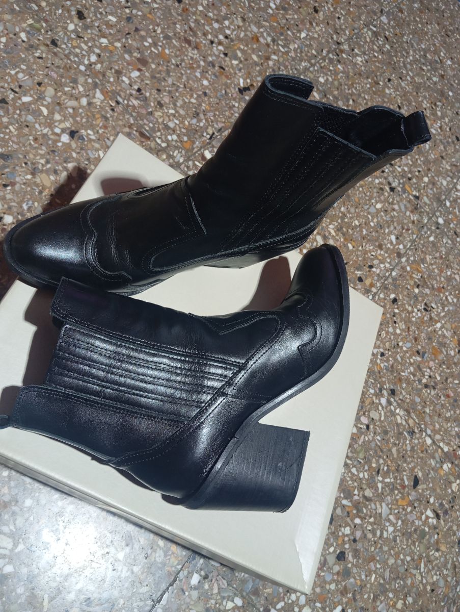 Botas cuero Viamo