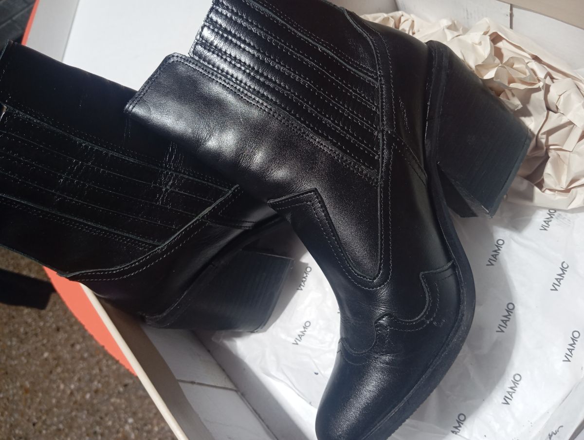 Botas cuero Viamo