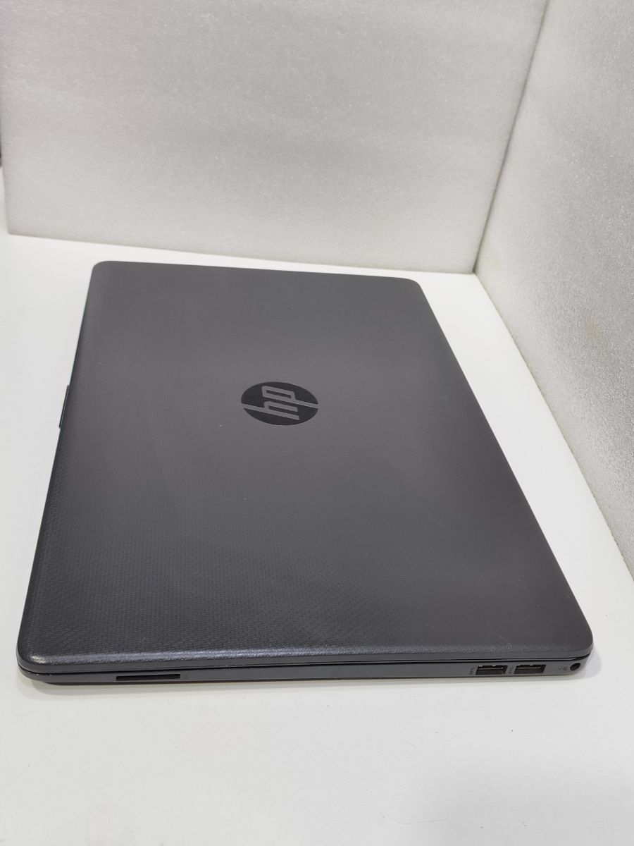 Notebook Hp 250 G8 I3-1005g1 8gb Ssd 256gb 15.6 Pulgadas hd + garantia