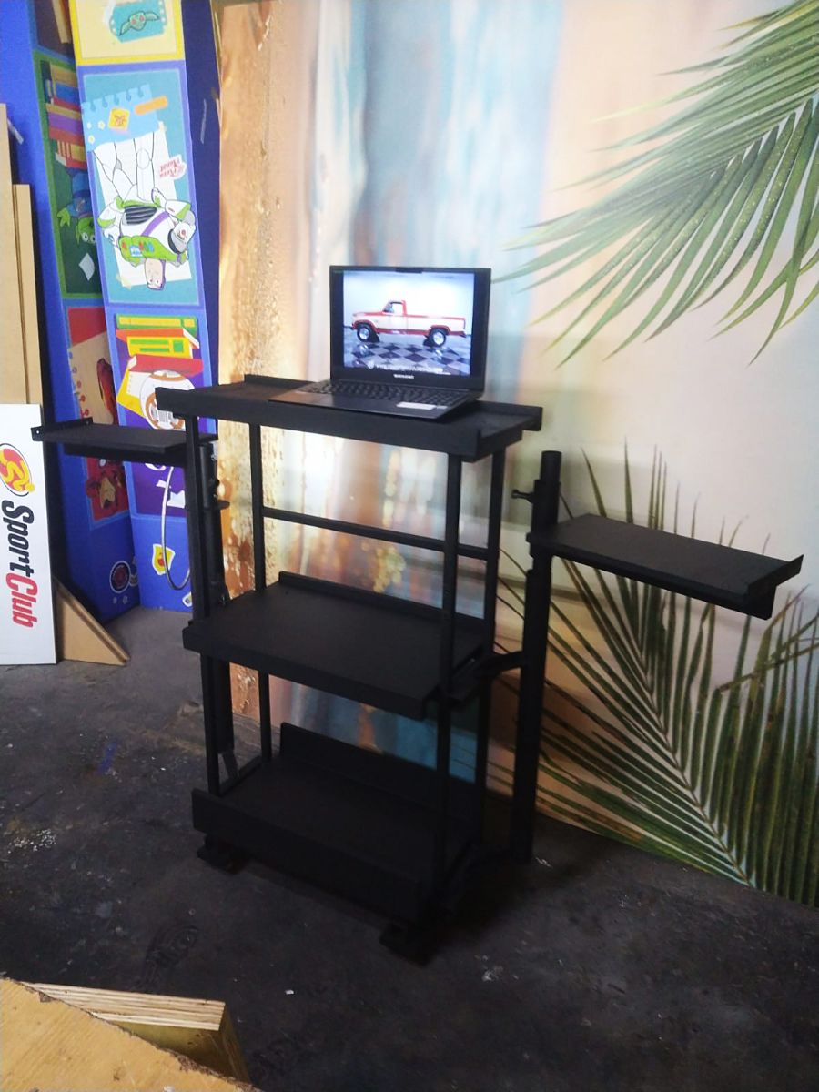 MESA MULTIUSO CON RUEDAS