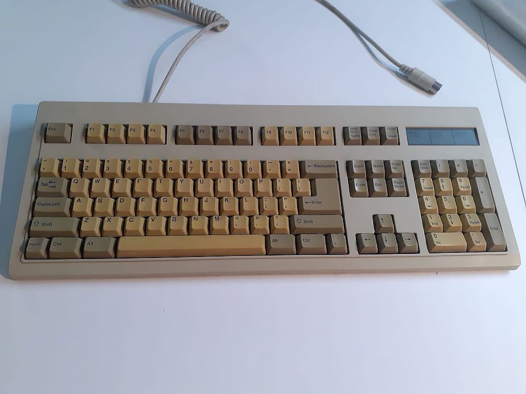TECLADO DIN - impecabe - generico