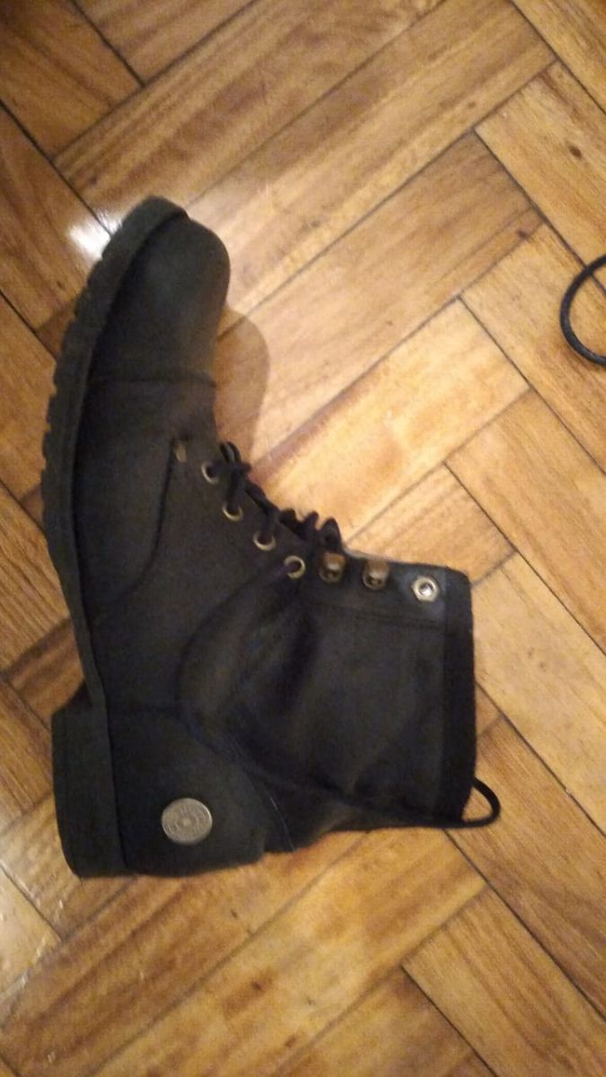 BORCEGUÍES LEVI´S NEGROS UNISEX (TALLE/NÚMERO: UK 8.5 | EU 42.5)