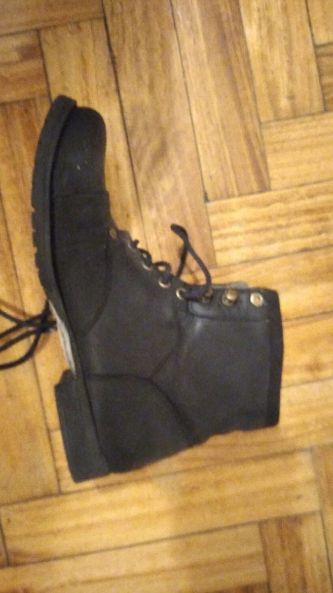BORCEGUÍES LEVI´S NEGROS UNISEX (TALLE/NÚMERO: UK 8.5 | EU 42.5)