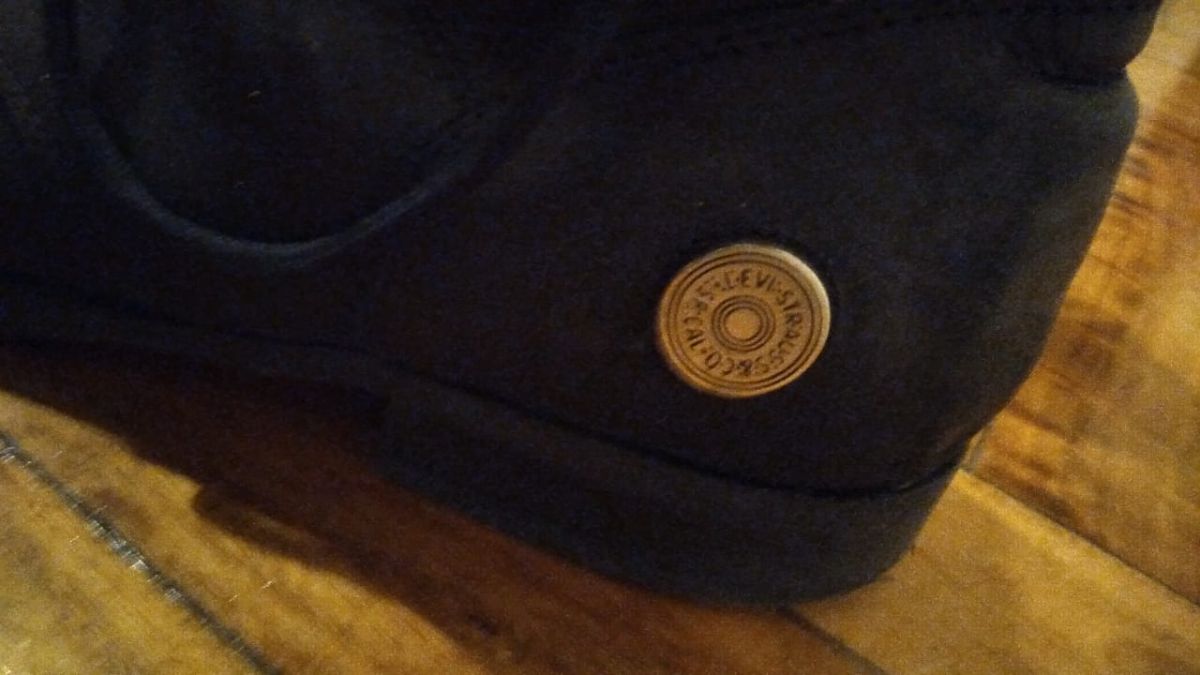 BORCEGUÍES LEVI´S NEGROS UNISEX (TALLE/NÚMERO: UK 8.5 | EU 42.5)
