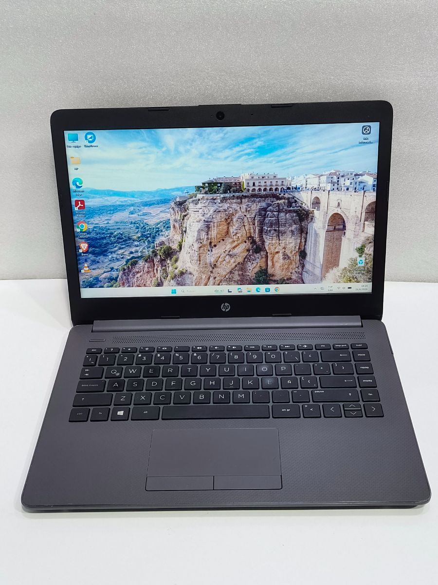 Notebook Hp 240 G7 Core I5-1035g1 8gb Ram 240gb Ssd 14 pulg + GARANTIA