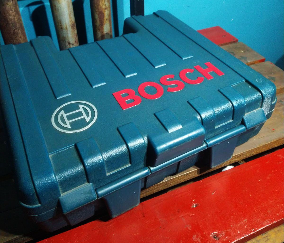 Caladora BOSCH METAL gst 25