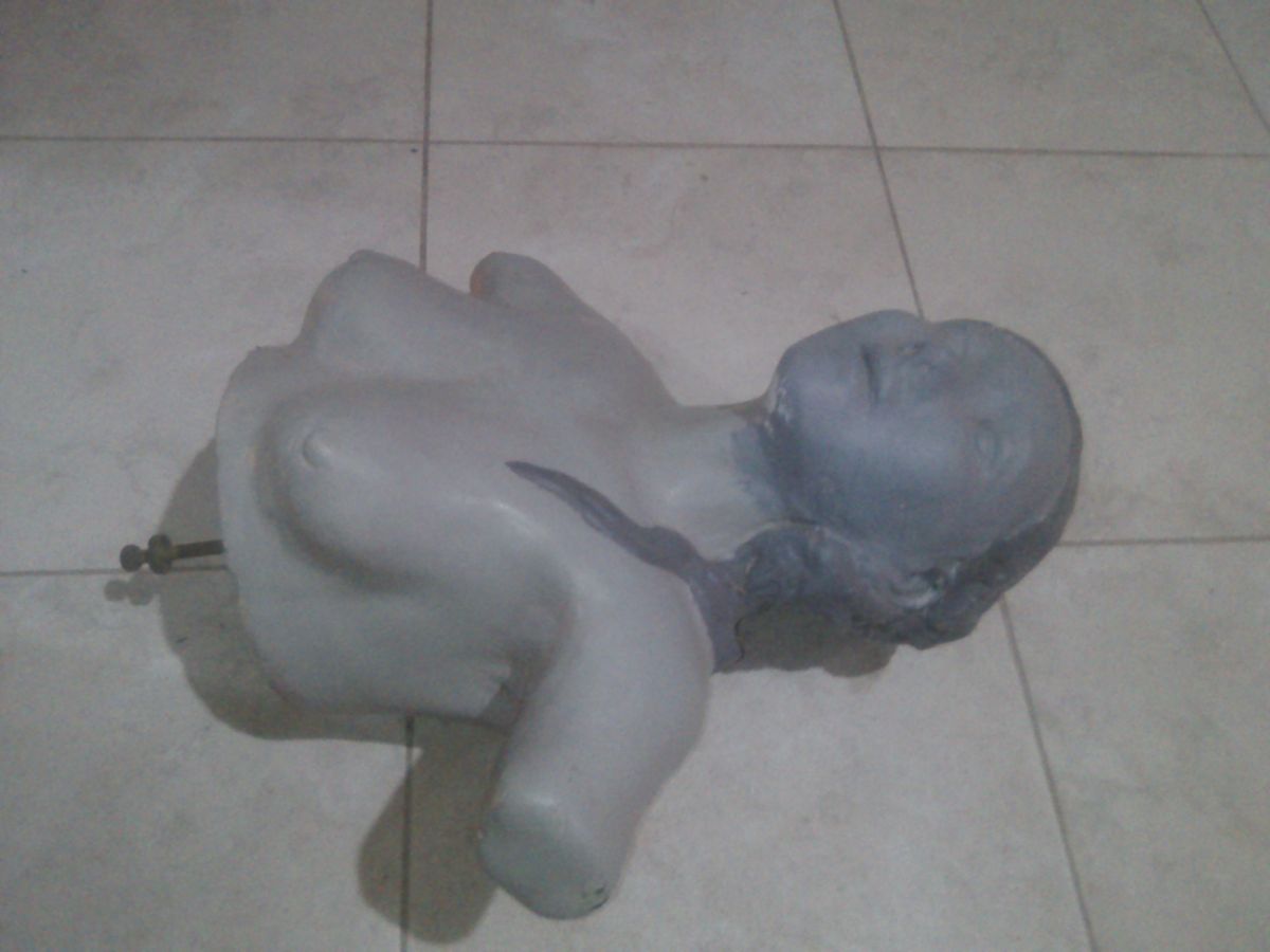 Escultura de cemento Busto