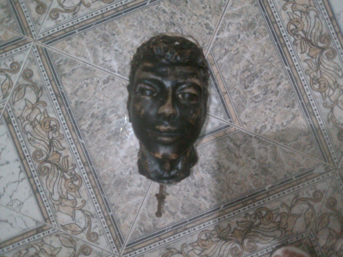 Escultura de cemento Cabeza