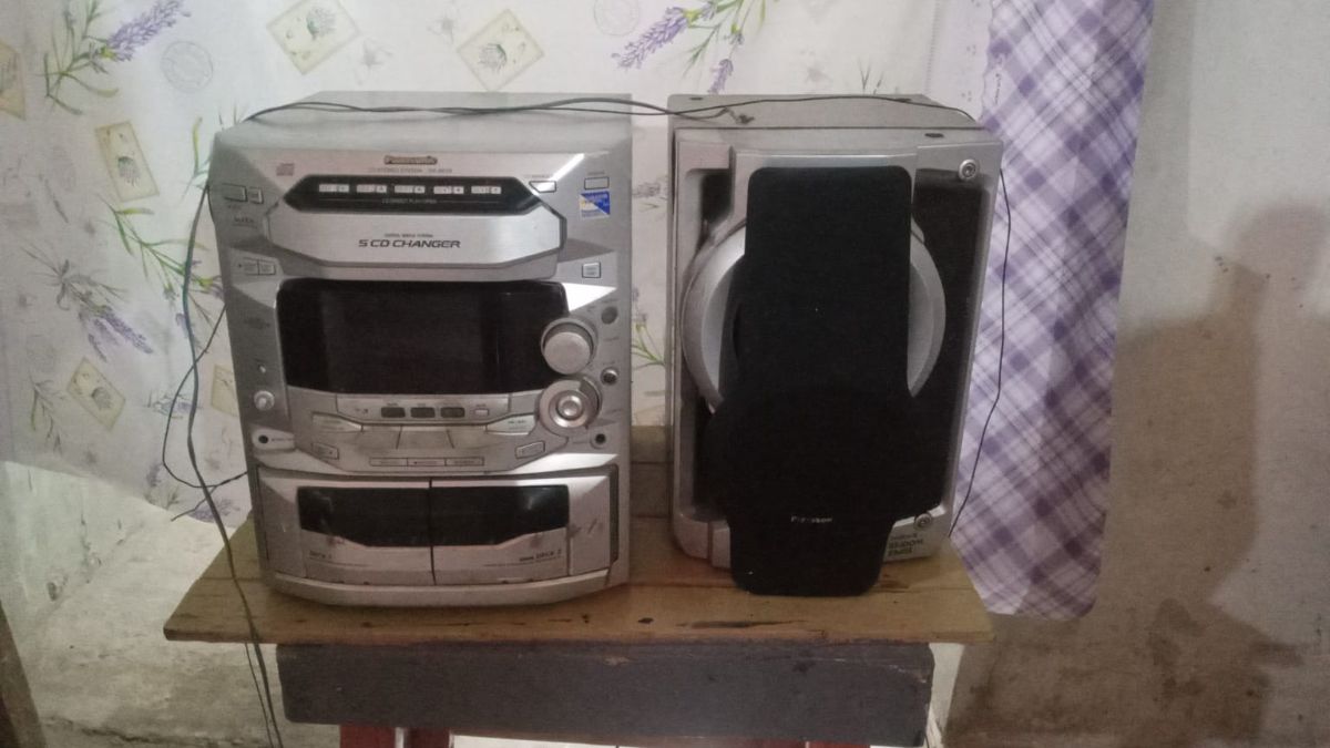 Equipo Panasonic 5 cd changermmcon parlante