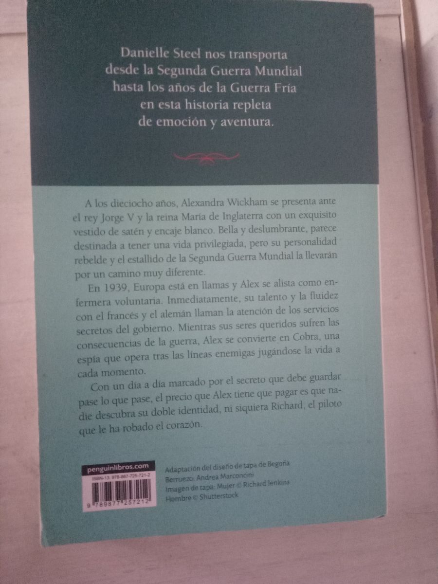 Libro: La espía-Danielle Steel