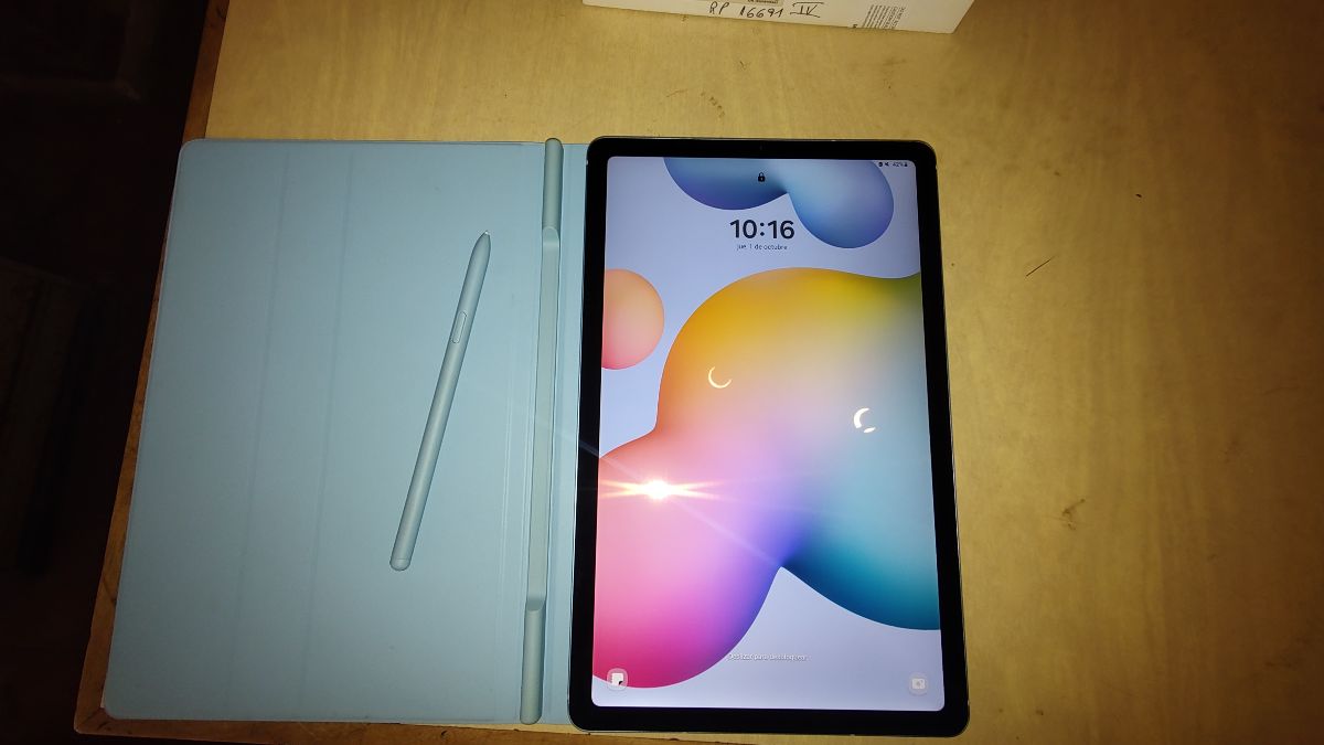 Tablet Samsung Galaxy Tab S6 Lite (incluye S pen + Funda originales)