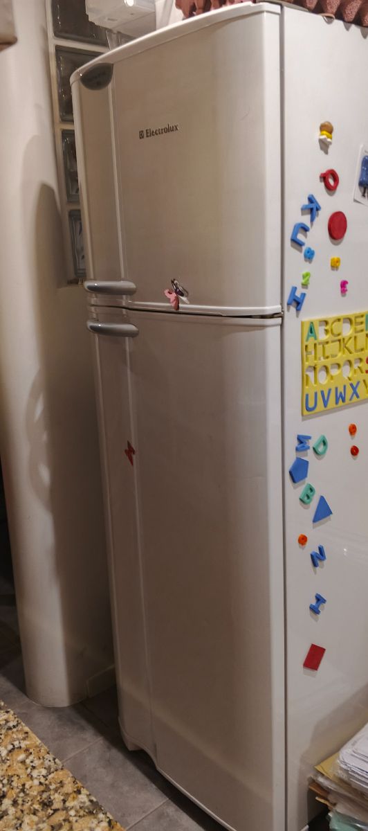 Heladera No frost Electrolux DF36G