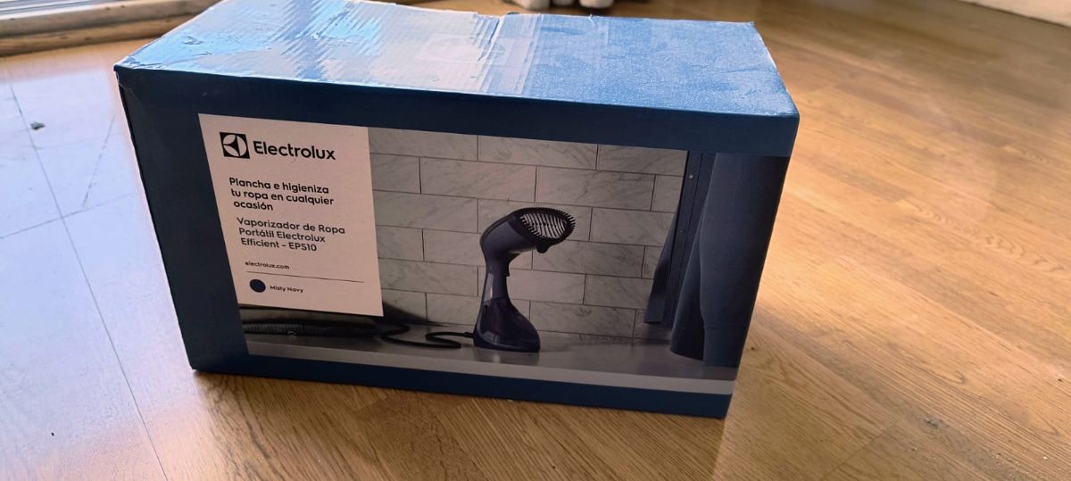 Vaporizador De Ropa Portátil Electrolux Efficient Eps10