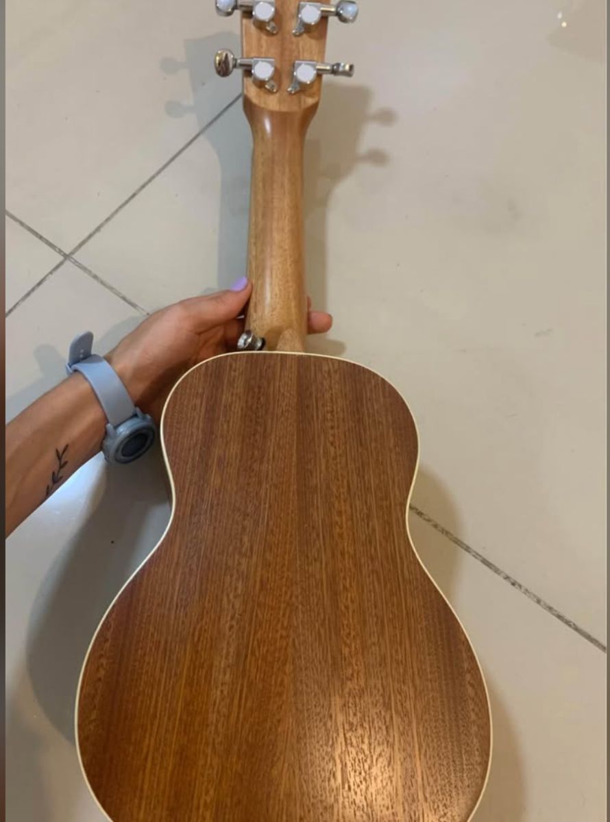 Ukelele soprano Racker con Funda