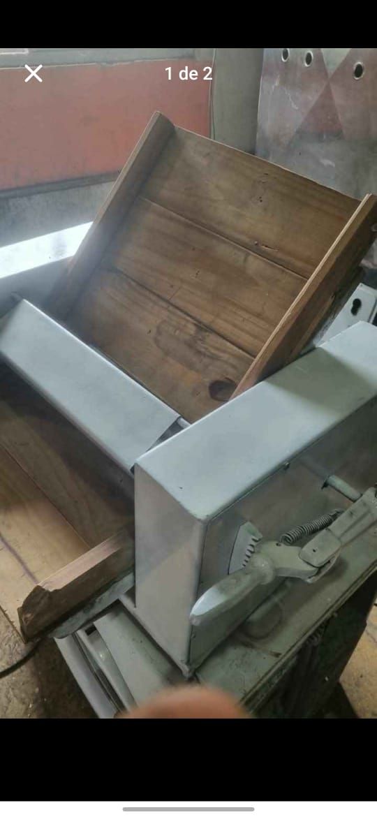 Sobadora de mesa funcionando perfectamente