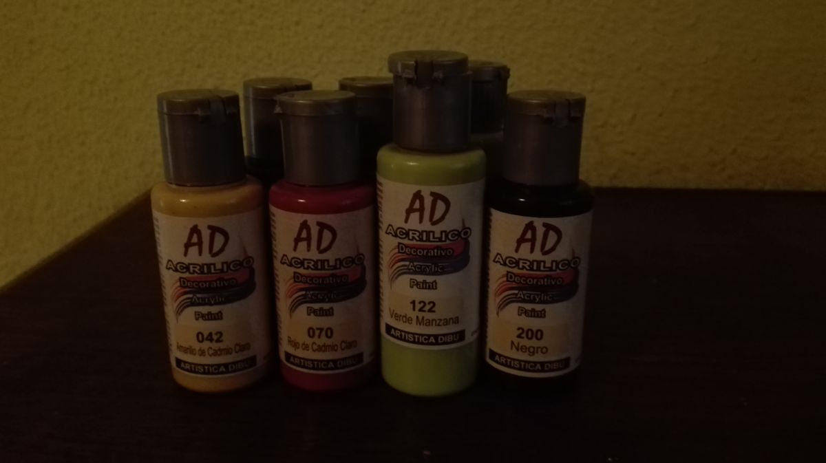 Pintura acrílica AD de 50ml. Kit 7 pomos.