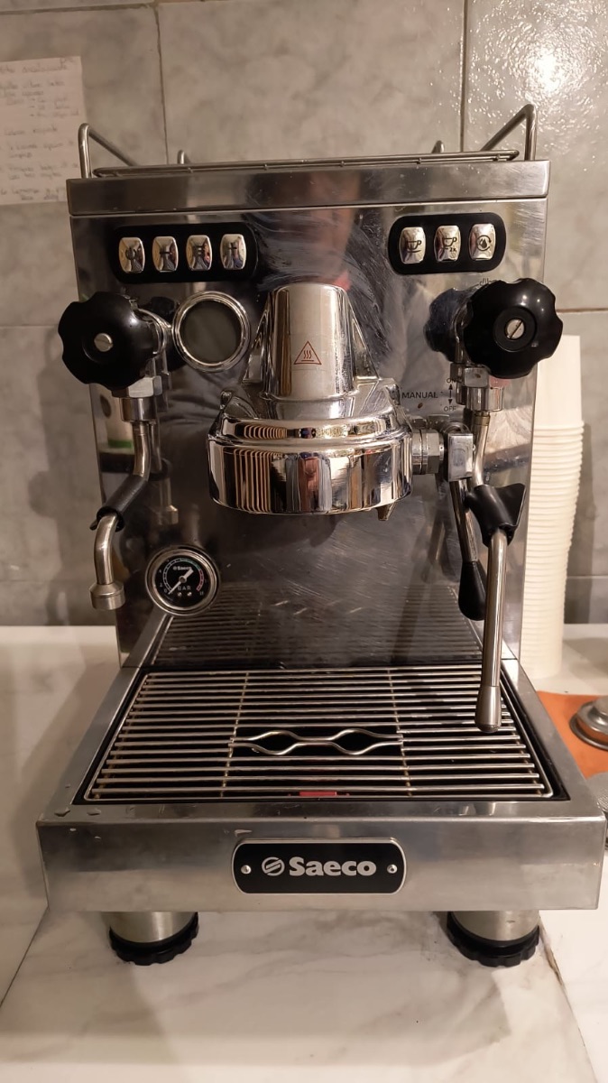 Cafetera profesional Saeco SE50 con molinillo