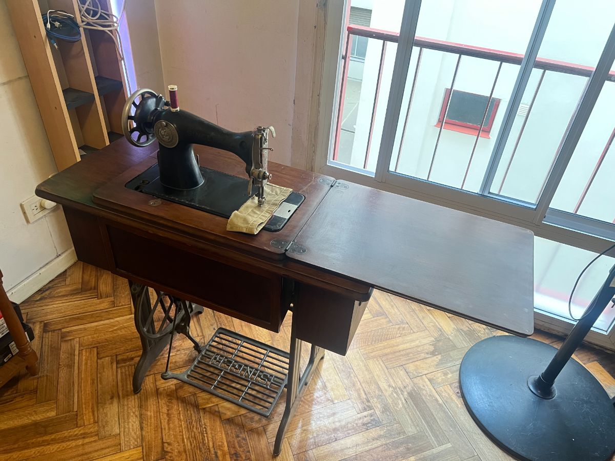 Maquina de coser SINGER original 1946/7